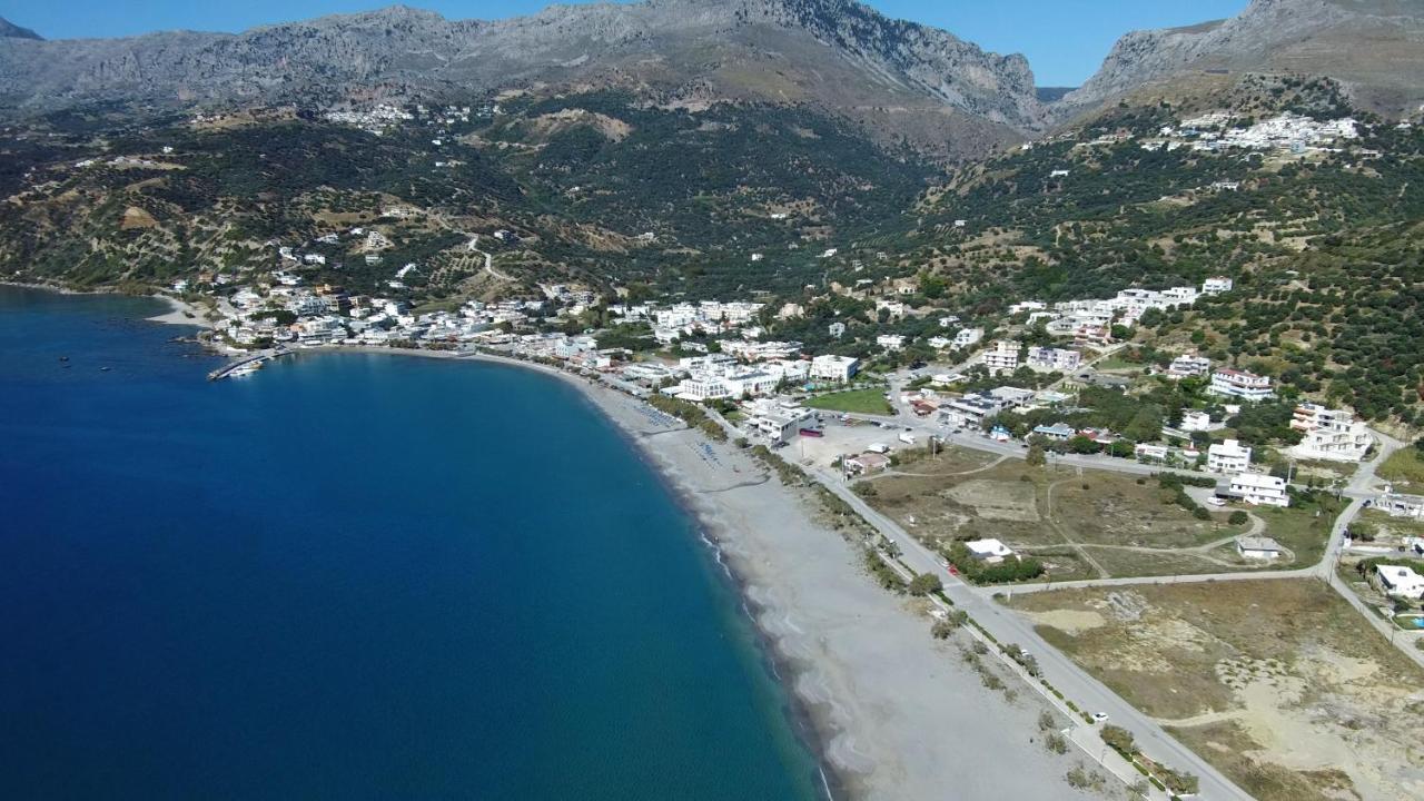 Manolia Apartments & Studios Плакиас Екстериор снимка